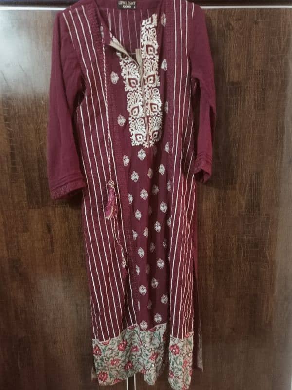 Women's Suit 2 Pcs in Chiffon,Maroon Color Small Size Limelight Brand 2