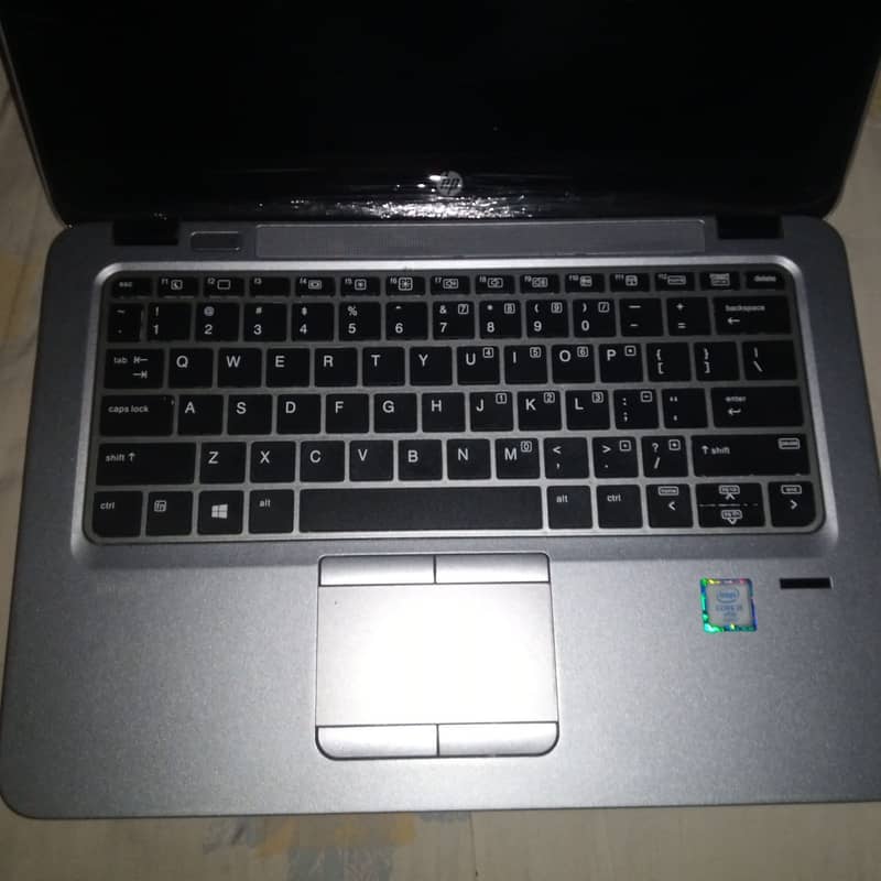 LAPTOP I5- 3rd & 6th gen - URGENT SALE EXELEEINET CONDITION 5