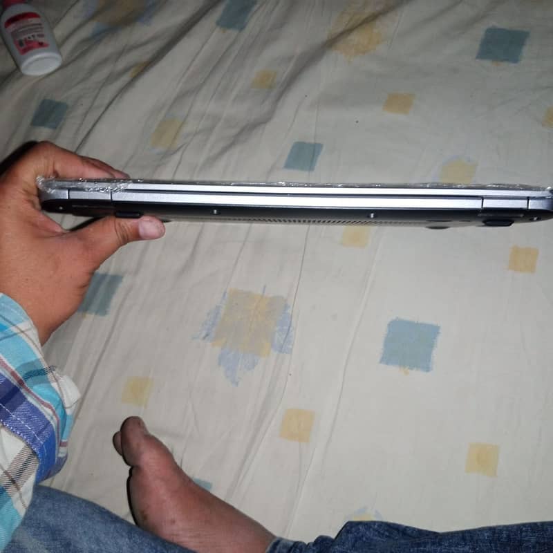 LAPTOP I5- 3rd & 6th gen - URGENT SALE EXELEEINET CONDITION 8