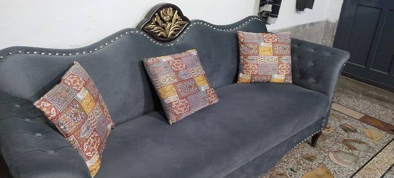 5 seater sofa for sale 3