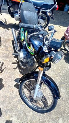 Honda CD-70 Euro2 2023 9 month Karachi num 1st owner Genuine condition