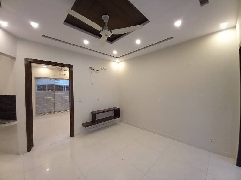 5 marla house for rent D block Phase 6 DHA Lahore 1