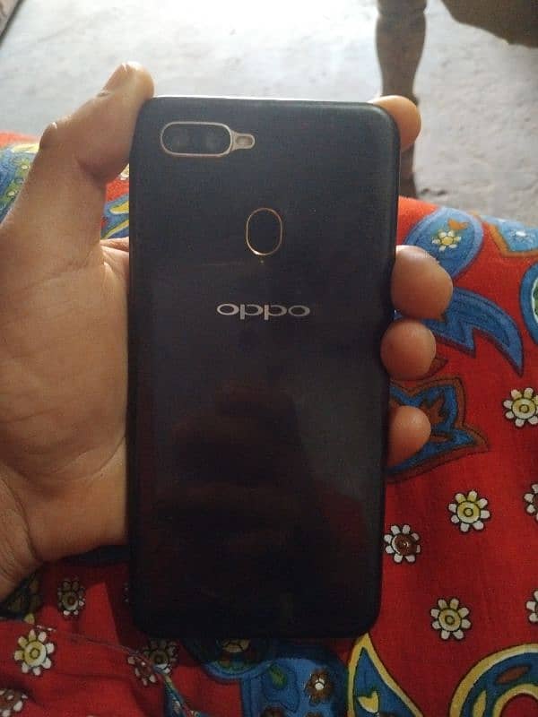 oppo A5s 3gb ram 32gb room 2