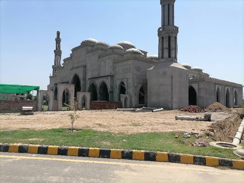 Prime Location 7 Marla Residential Plot In Citi Housing Of Faisalabad Is Available For sale 0