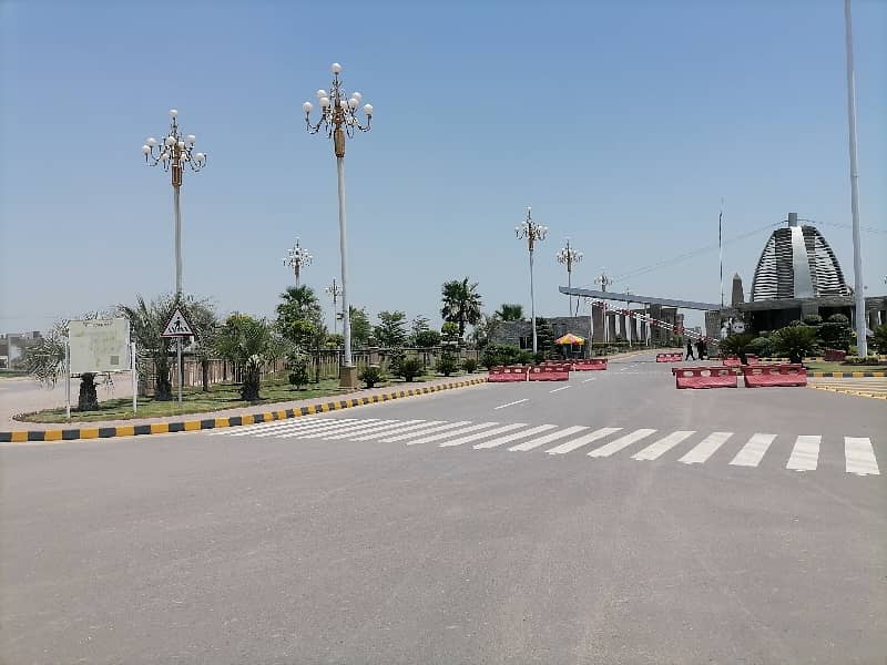 Prime Location 7 Marla Residential Plot In Citi Housing Of Faisalabad Is Available For sale 13