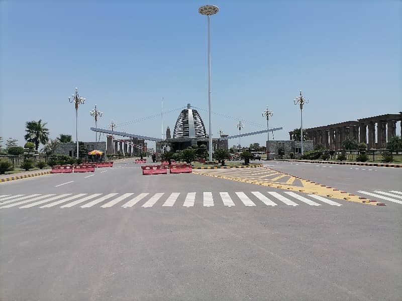 Prime Location 7 Marla Residential Plot In Citi Housing Of Faisalabad Is Available For sale 14