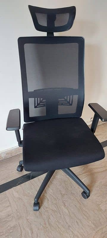 brand new chair Interwood, Nova Manager Chair with Headrest. 3