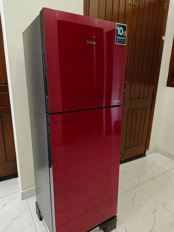 Haire new condition refrigerator model 276 urgent sale 4