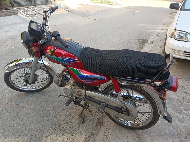 Honda CD 70 6