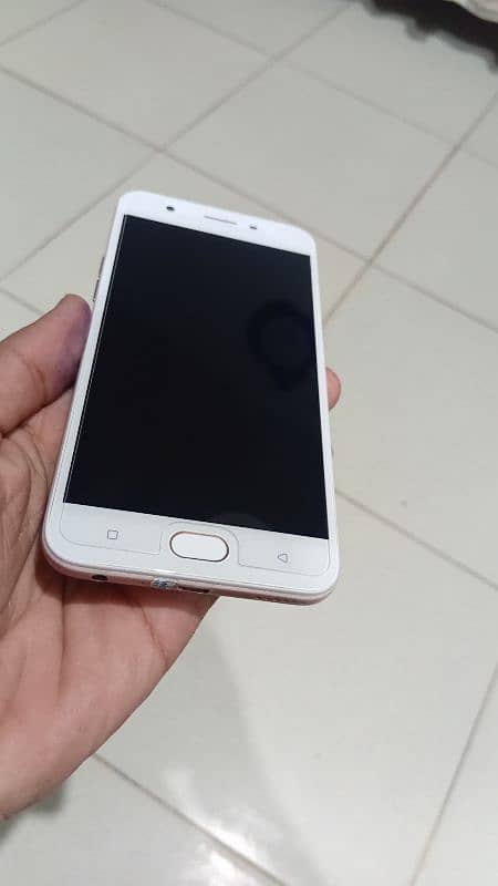 OPPO A57 4/64 1