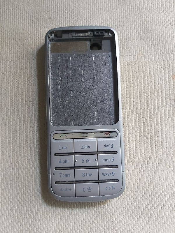 Nokia C3-01 0