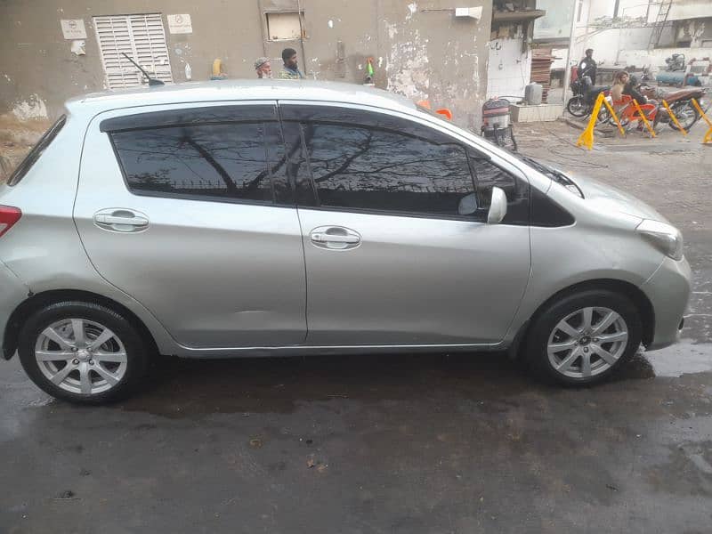 Toyota Vitz 2012 3