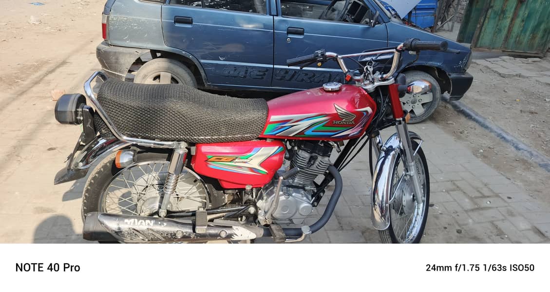 Honda CG 125 2023 4