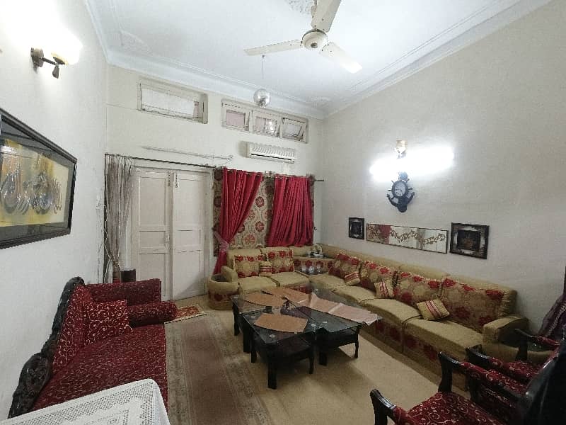 7.5 Marla House For Sale in Prime Location Satellite Town Block D Rawalpindi 6