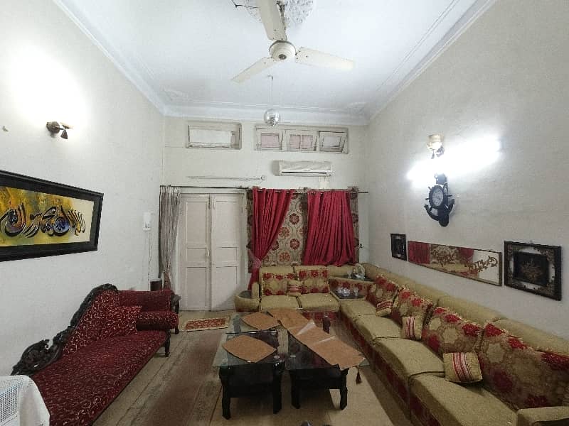 7.5 Marla House For Sale in Prime Location Satellite Town Block D Rawalpindi 7