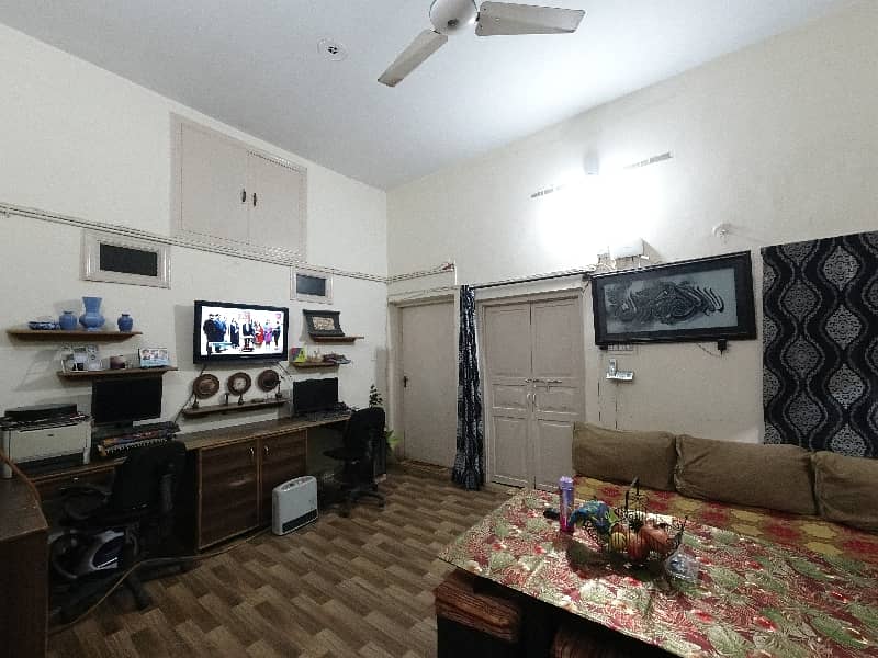 7.5 Marla House For Sale in Prime Location Satellite Town Block D Rawalpindi 9