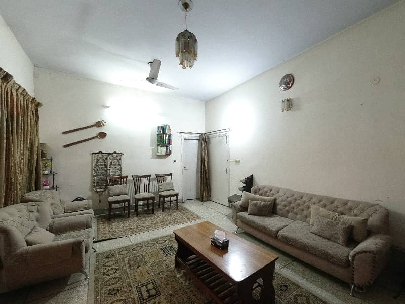 7.5 Marla House For Sale in Prime Location Satellite Town Block D Rawalpindi 23