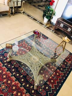 canter table and 2 side tables with glass top