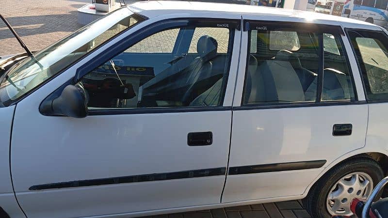 Suzuki Cultus VXR 2013 2