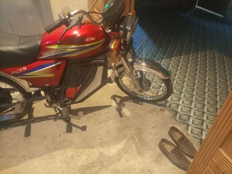 JOLTA  EECTRIC BIKE IN GOOD CONDITION 0