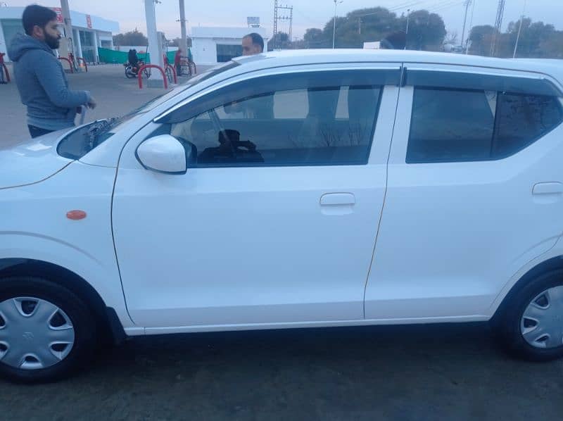 Suzuki Alto VXL AGS  2020 AUTOMATIC 10