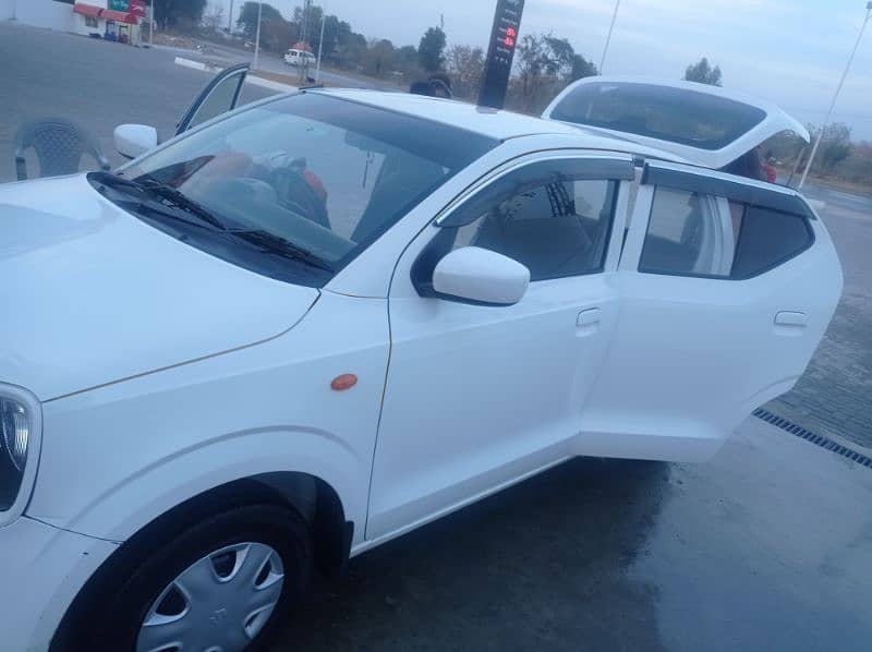 Suzuki Alto VXL AGS  2020 AUTOMATIC 11