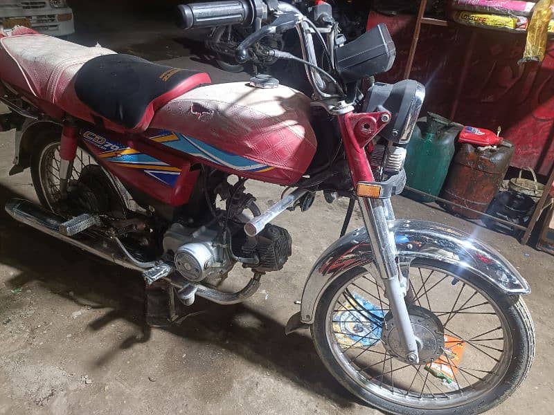 Honda cd 70 full genuine 4