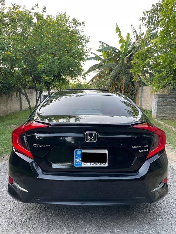 Honda Civic Oriel 2017 4