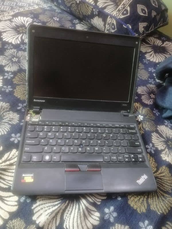 lenovo thinkpad laptop 8