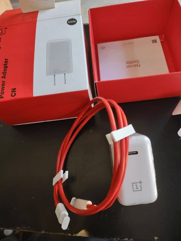 one plus 65w charger 4