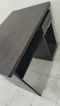 Computer Table