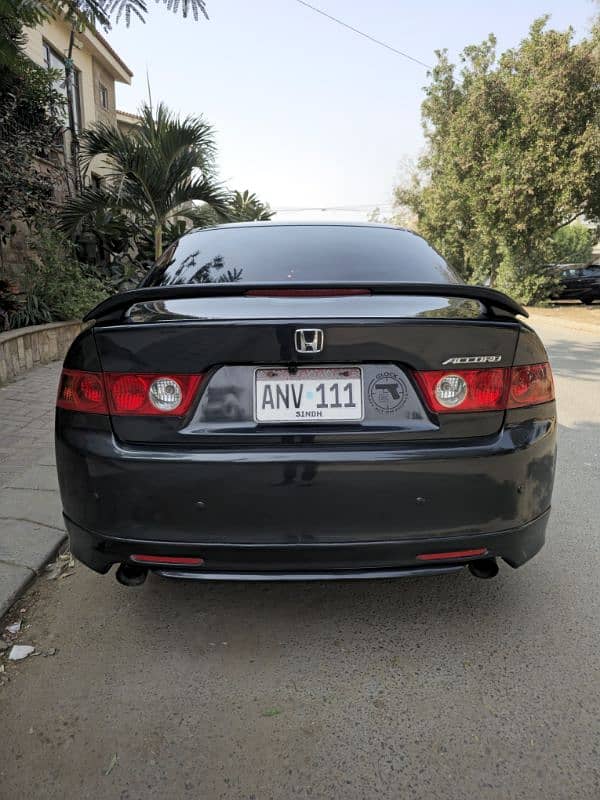 Honda Accord 2003 9