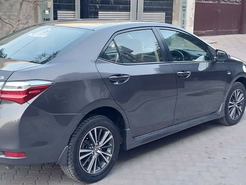 Toyota Corolla Altis 1.6 2020 Auto 4