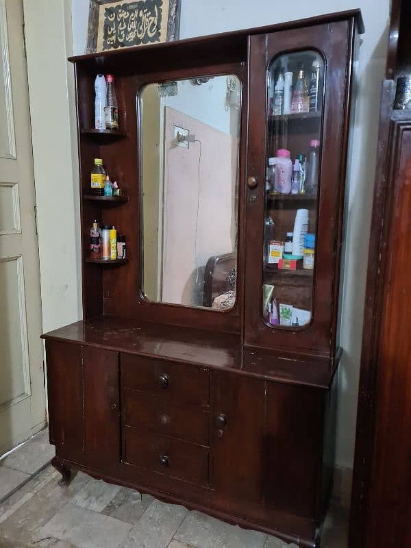 Dressing table (kitt ki lakri) 1