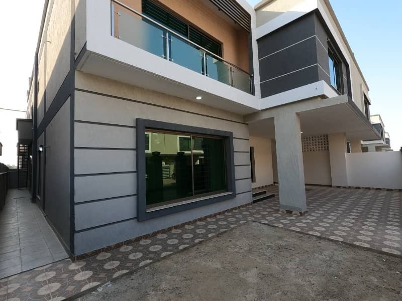 A Spacious 375 Square Yards House In Askari 5 - Sector J 0