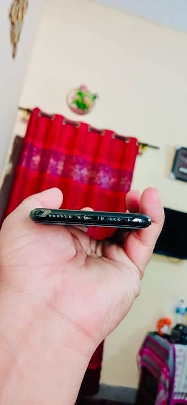 iPhone 11 Pro 256gb PTA Approved | Urgent Sell 3