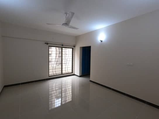 Askari 5 - Sector J Flat Sized 3300 Square Feet For Sale 8