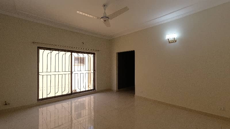 Ready To Buy A House 17 Marla In Askari 10 - Sector F 28