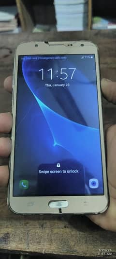 Samsung Galaxy J7