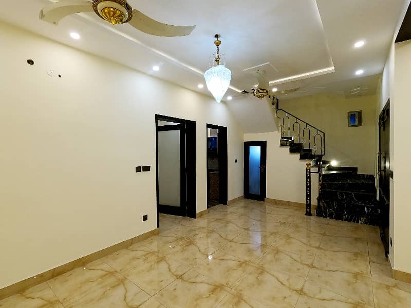 5- Marla Double Storey Beautiful House Is Available For Sale 7