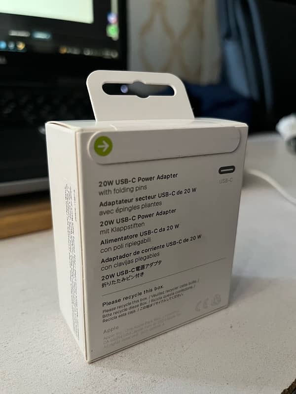 apple original charger new 1