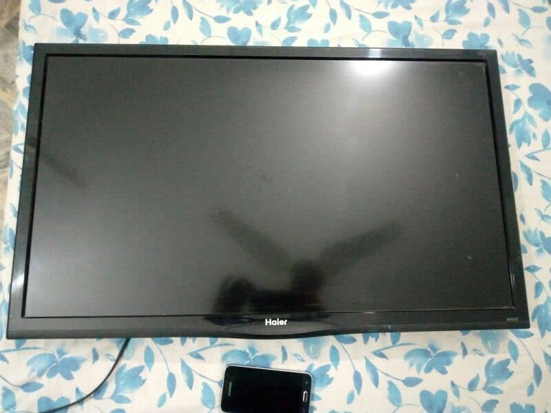 haeir 32 inch led tv 0