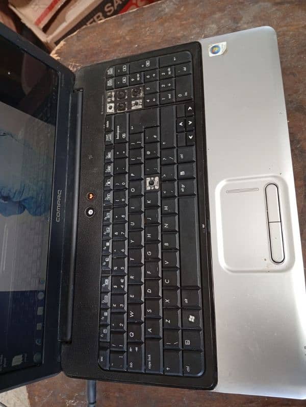 working laptop for sale only serious buyer can contact 1