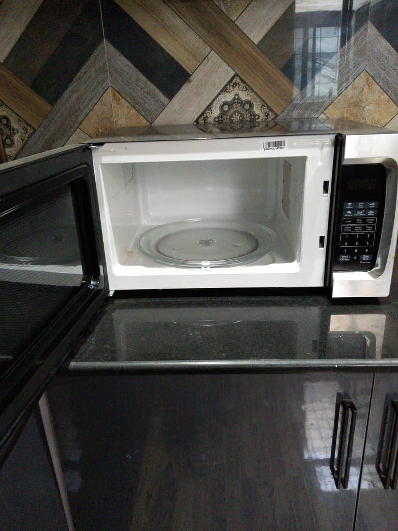 Dawlence Microwave Owen 1