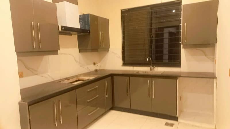 2 KANAL UPPER PORTION FOR RENT IN DHA PHASE 2 1