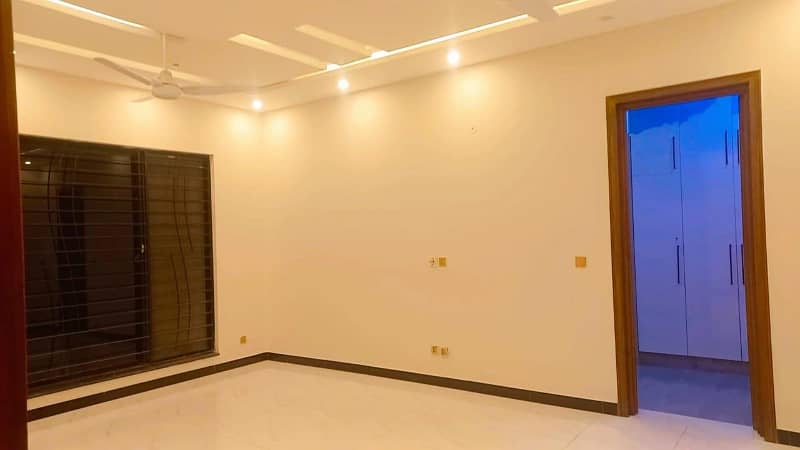 2 KANAL UPPER PORTION FOR RENT IN DHA PHASE 2 5