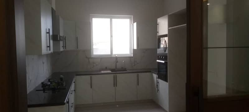 MODREN 1 KANAL HOUSE FOR SALE IN PHASE 6 21