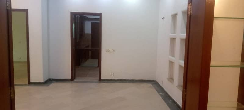 10 MARLA BRAND NEW HOUSE FOR RENT IN DHA PHASE 4 5