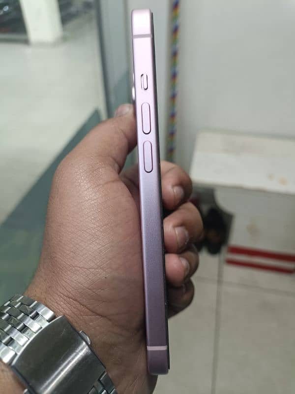 iphone 15 baby pink Full box 128gb 99 B/H10/10 4