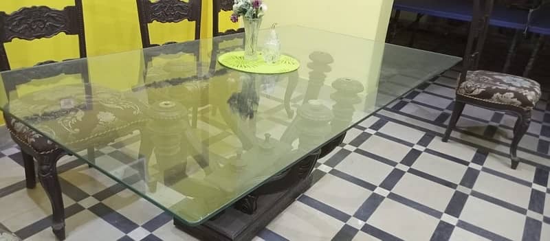 Dining table for sale 0